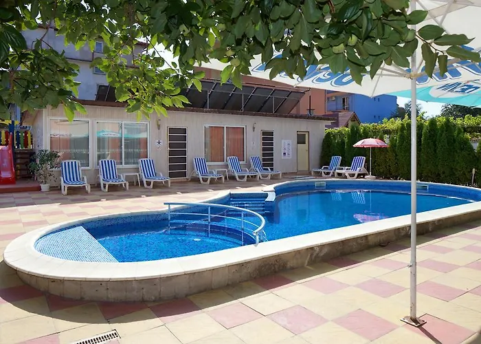 Peshev Family Hotel 네세부르 사진
